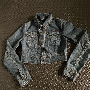 forever 21 jean jacket size small